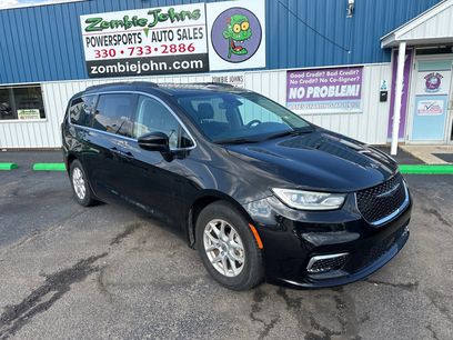 Used 2022 Chrysler Pacifica Touring-L