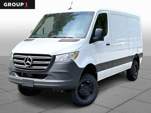 New 2025 Mercedes-Benz Sprinter 2500 image 1