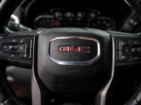 Used 2022 GMC Sierra 2500 AT4 w/ Gooseneck/5TH Wheel Package image 9