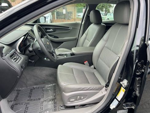 Used 2018 Chevrolet Impala LS FWD image 7