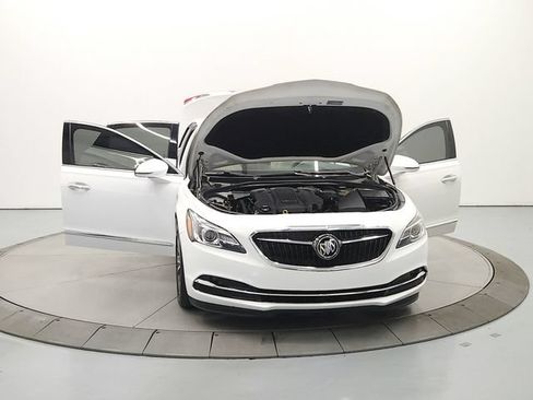 Used 2018 Buick LaCrosse Essence w/ Sun and Shade Package FWD image 11
