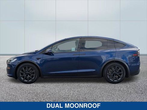 Used 2023 Tesla Model X AWD/4WD image 2