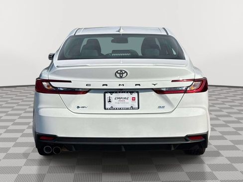 Used 2025 Toyota Camry SE FWD image 6