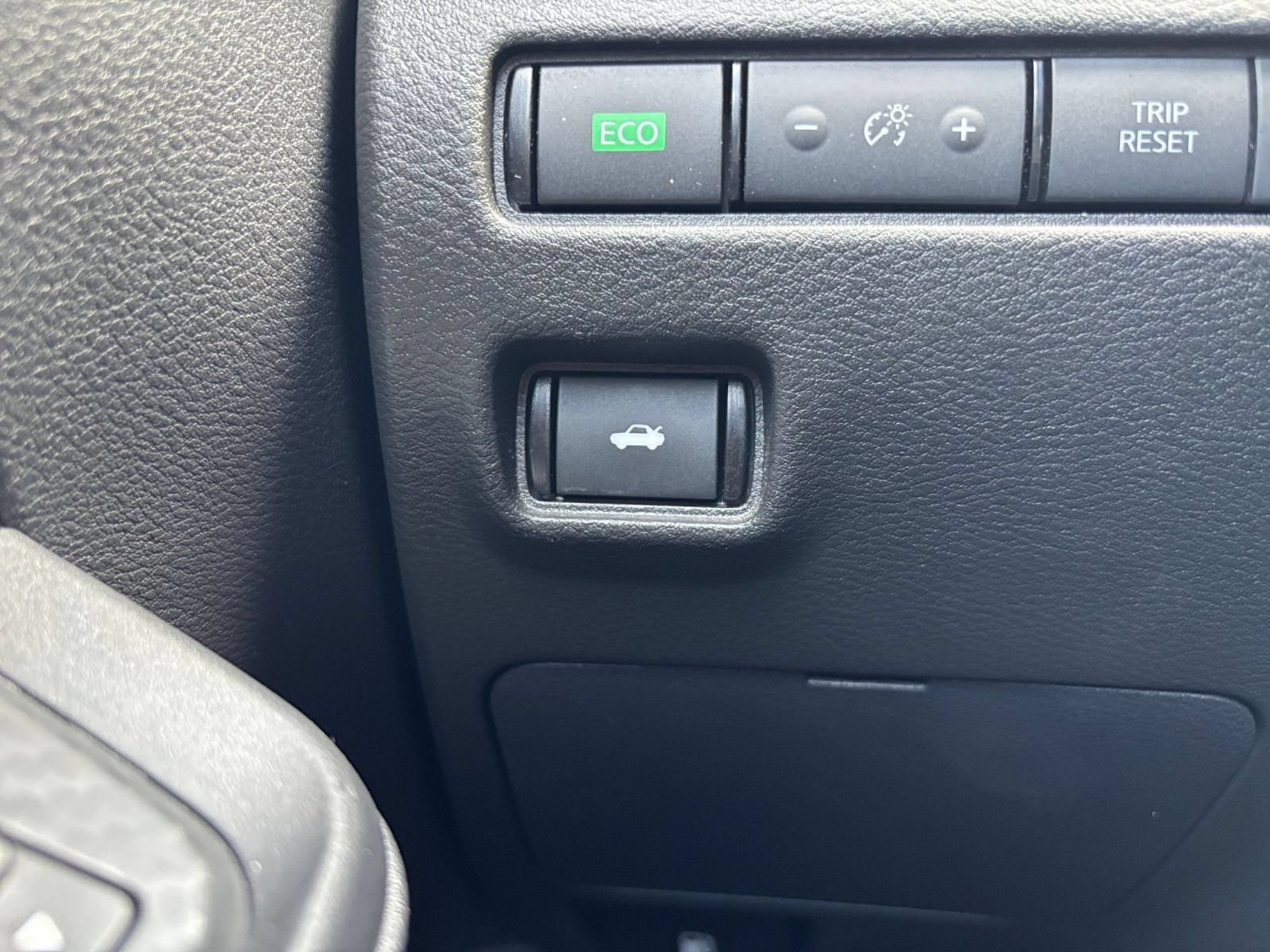 Used 2025 Nissan Sentra S FWD image 21