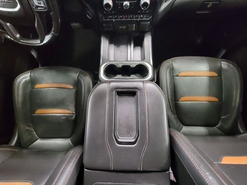 Used 2020 GMC Sierra 1500 AT4 w/ AT4 Premium Package AWD/4WD image 17
