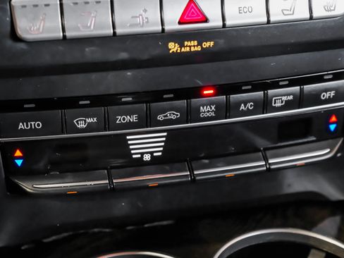 Used 2014 Mercedes-Benz E 550 Cabriolet image 30