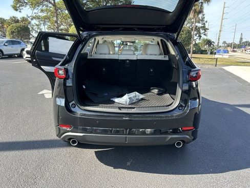 New 2025 MAZDA CX-5 AWD 2.5 S w/ Premium Plus Pkg image 11