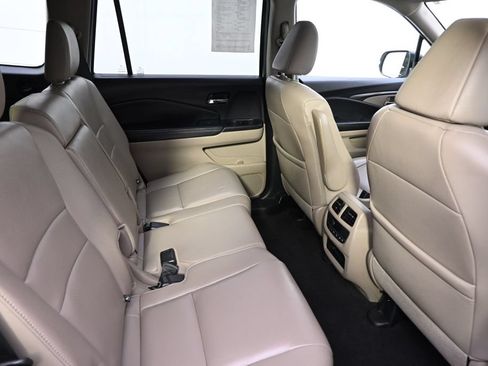 Used 2017 Honda Pilot EX-L image 18