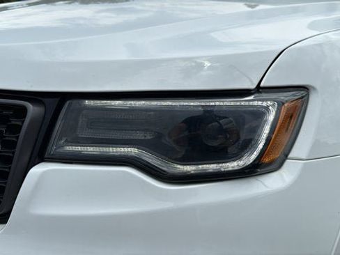 Certified 2021 Jeep Grand Cherokee High Altitude AWD/4WD image 9