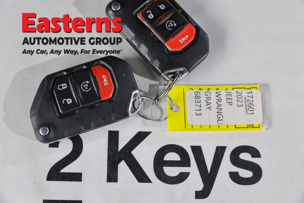 Used 2023 Jeep Wrangler Unlimited w/ Cold Weather Group AWD/4WD image 26