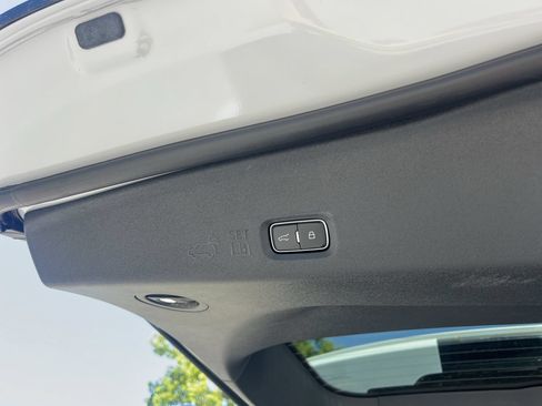 New 2026 Ford Expedition Active RWD image 21