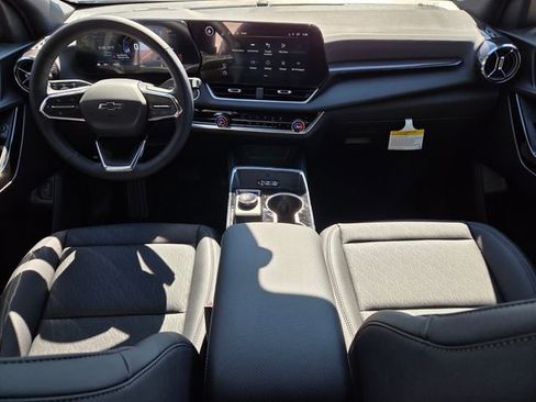 New 2026 Chevrolet Equinox LT w/ Convenience Package II image 19