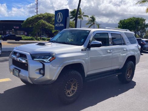 Used 2018 Toyota 4Runner SR5 Premium AWD/4WD image 1