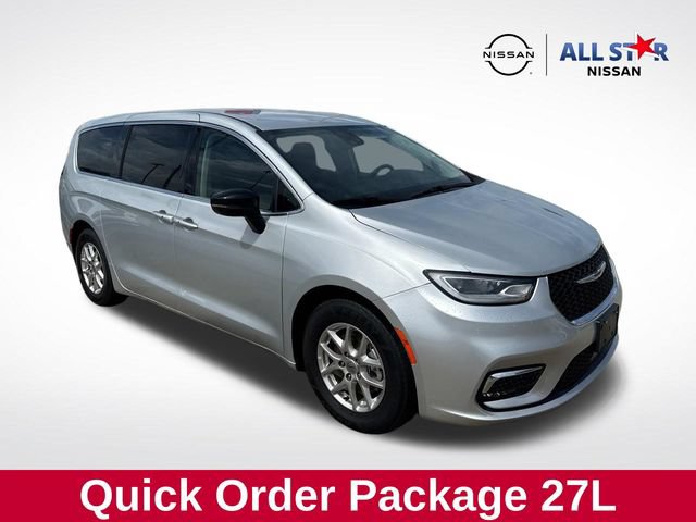 Used 2024 Chrysler Pacifica Touring-L FWD 360° Tour