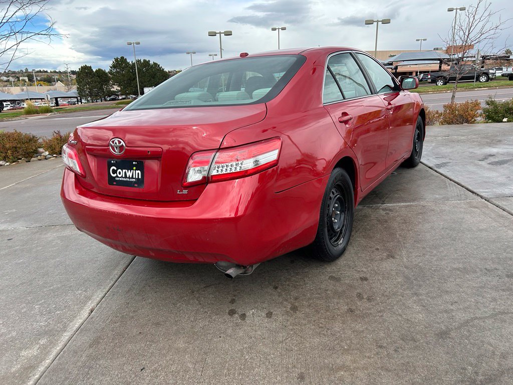 Used 2011 Toyota Camry LE FWD image 7