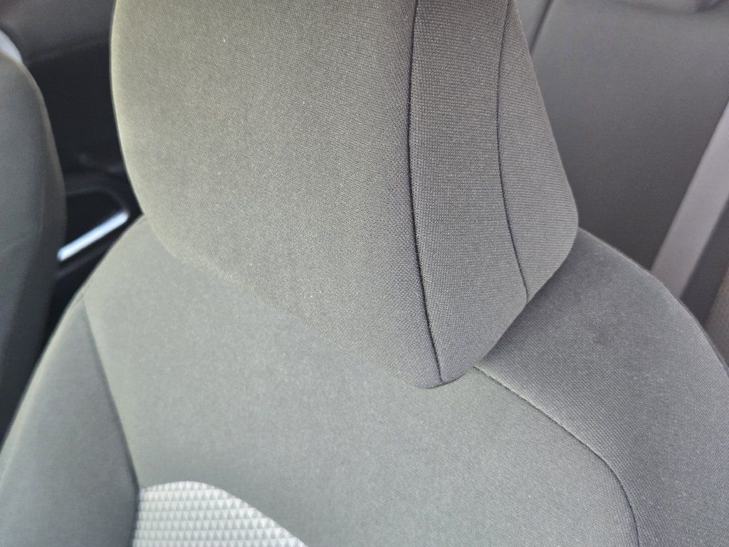 Used 2022 Kia Soul LX w/ Technology Package FWD image 18