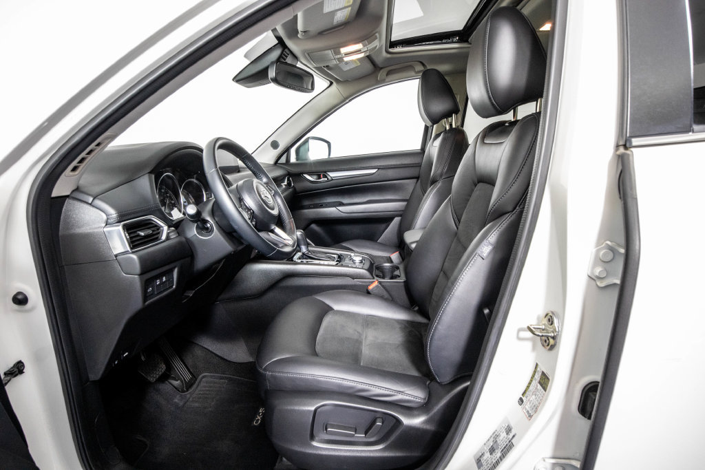 Used 2020 MAZDA CX-5 Touring FWD image 10