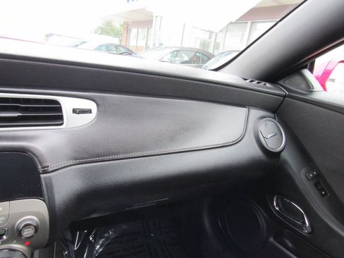 Used 2012 Chevrolet Camaro LT RWD image 21