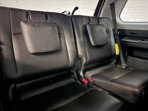 Used 2016 Toyota 4Runner SR5 Premium AWD/4WD image 18
