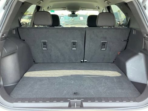 Used 2024 Chevrolet Equinox LT FWD image 20