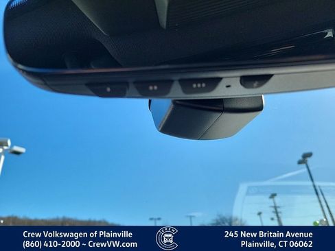 New 2026 Volkswagen Tiguan SE R-Line image 8