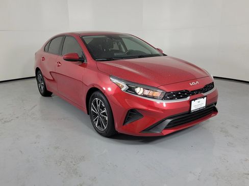 Used 2024 Kia Forte LXS FWD image 1
