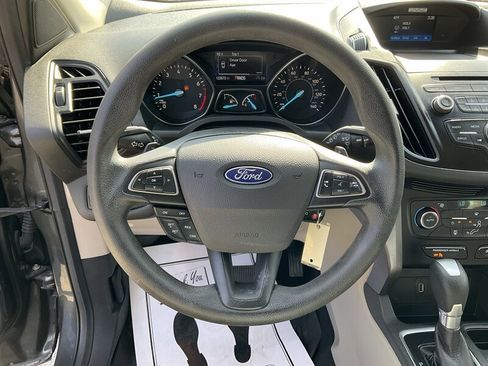 Used 2017 Ford Escape SE AWD/4WD image 24