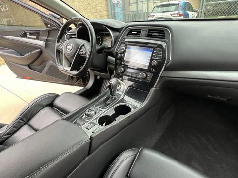 Used 2017 Nissan Maxima 3.5 SL image 33