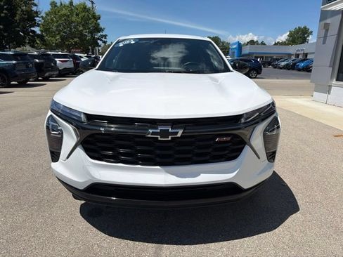 Certified 2024 Chevrolet Trax RS FWD image 8
