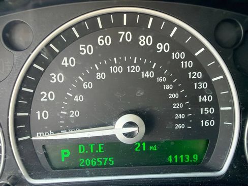 Used 2008 Saab 9-3 Aero w/ Cold Weather Package FWD image 16