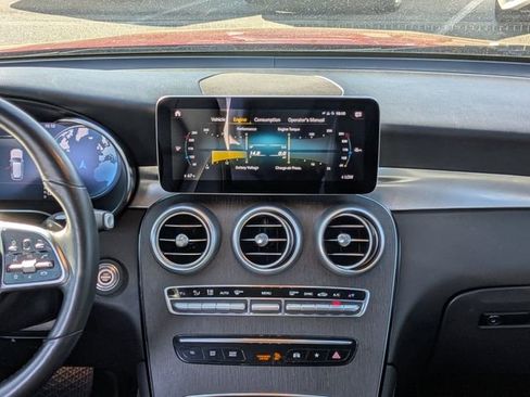 Used 2020 Mercedes-Benz GLC 300 4MATIC image 14