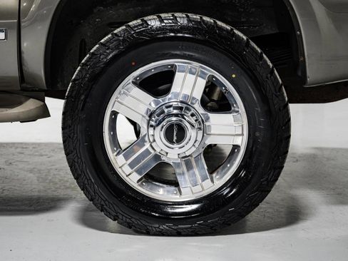 Used 2003 Ford Excursion Limited image 11