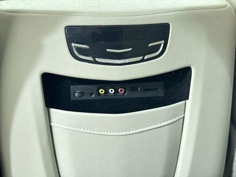 Certified 2016 Cadillac Escalade ESV Premium image 22