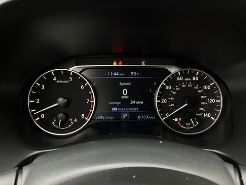 Used 2025 Nissan Altima 2.5 SV image 36