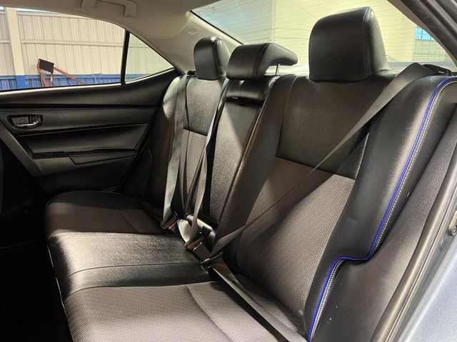 Used 2019 Toyota Corolla SE FWD image 18