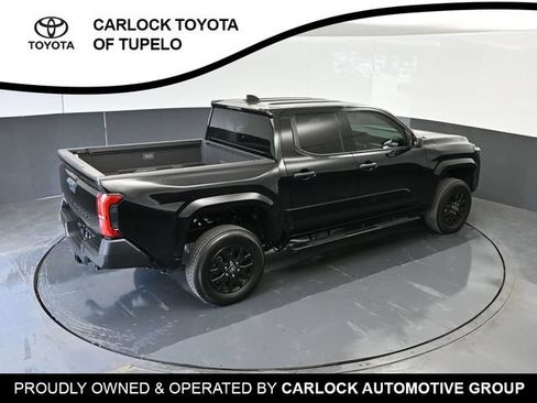 Used 2025 Toyota Tacoma SR AWD/4WD image 12