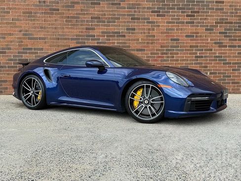 Used 2022 Porsche 911 Turbo S image 9