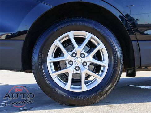 Used 2023 Chevrolet Equinox LS w/ LPO, Floor Liner Package image 9