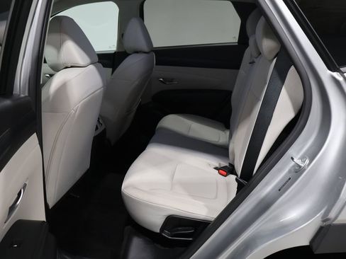 Used 2025 Hyundai Tucson SEL image 16