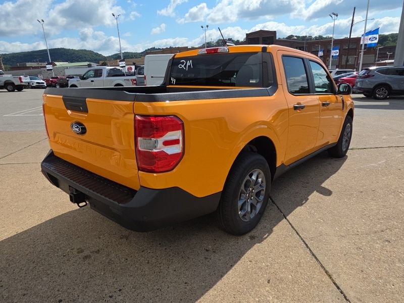 New 2026 Ford Maverick XLT w/ Equipment Group 301A AWD/4WD image 7