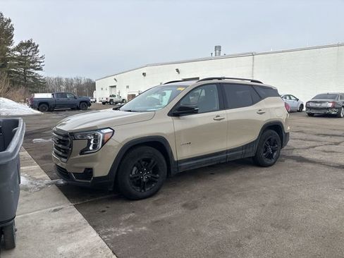 Certified 2022 GMC Terrain AT4 w/ Infotainment Package II image 4