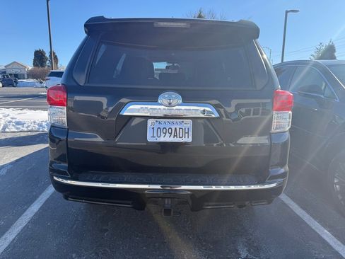 Used 2013 Toyota 4Runner Limited image 8