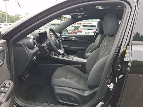 Used 2025 Alfa Romeo Tonale AWD/4WD image 14