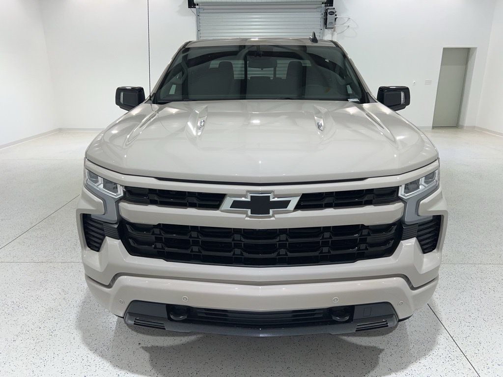 Used 2026 Chevrolet Silverado 1500 RST AWD/4WD image 8