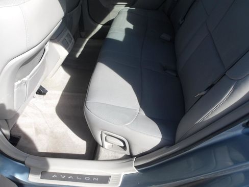 Used 2007 Toyota Avalon Touring image 17