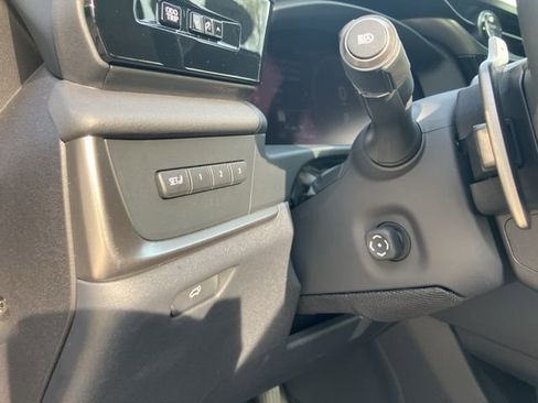 Used 2024 Lexus RZ 300e Premium w/ Accessory Package (Z1) image 13