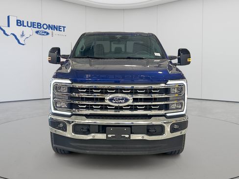 Used 2026 Ford F350 Lariat w/ Lariat Ultimate Package AWD/4WD image 2