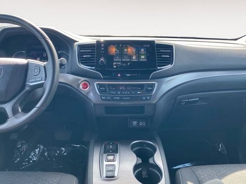 Used 2021 Honda Passport Sport image 11