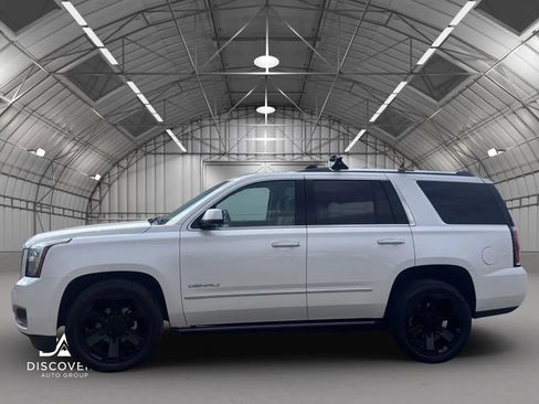 Used 2019 GMC Yukon Denali w/ Denali Ultimate Package AWD/4WD image 2