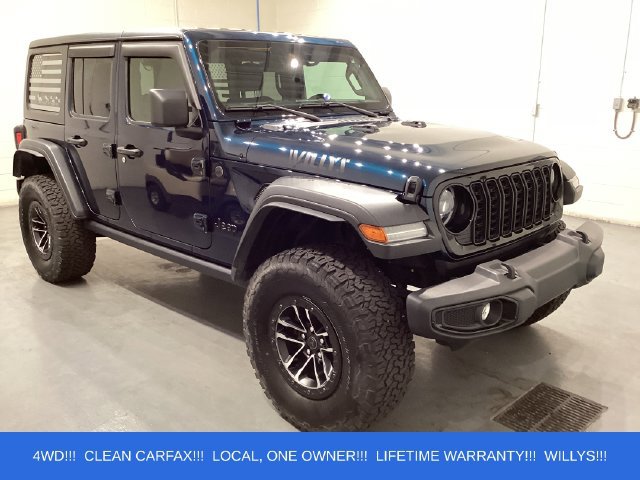 Used 2025 Jeep Wrangler Unlimited Sport AWD/4WD image 1